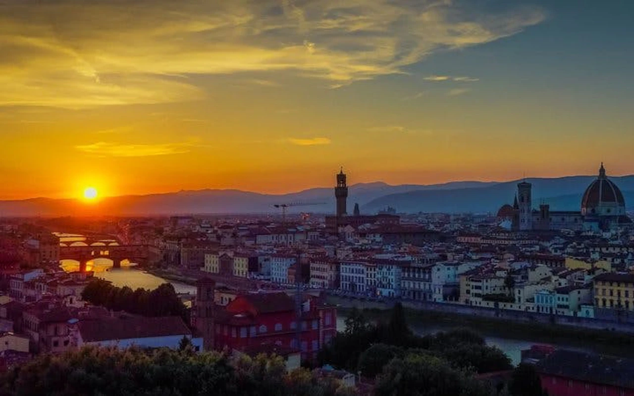 Visite privée de Florence au coucher du soleil en voiturette de golf électrique avec vue panoramique sur les collines