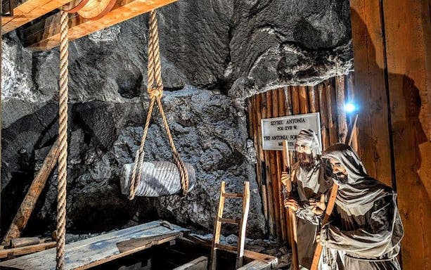 wieliczka salt mine tour with hotel pickup-5