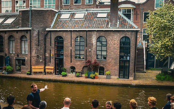 Utrecht Hidden Stories Small-Group Walking Tour with Local Guide