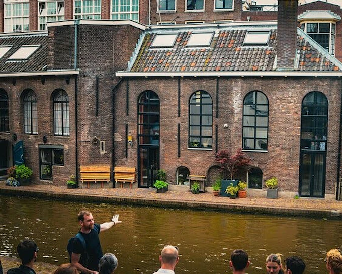 Utrecht Hidden Stories Small-Group Walking Tour with Local Guide