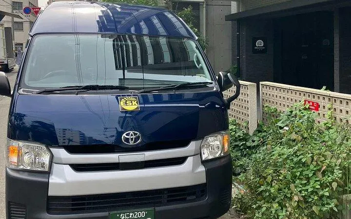 Private transfer van for Osaka City to Kansai Airport (KIX) service.