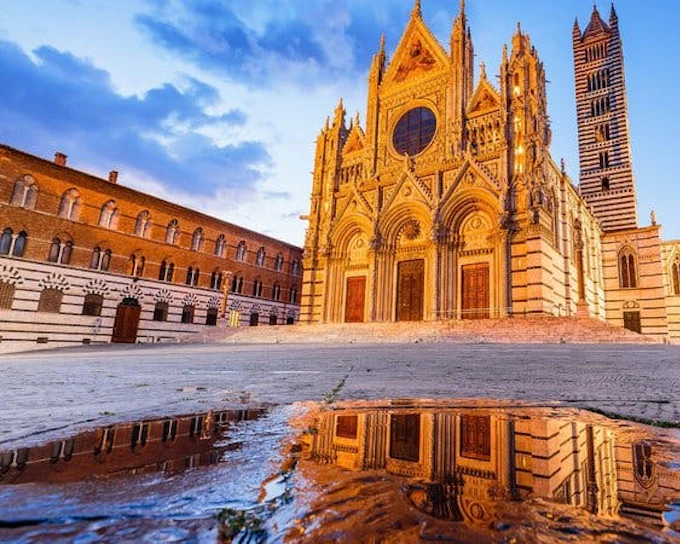 Siena Self-Guided Walking Tour on Mobile App
