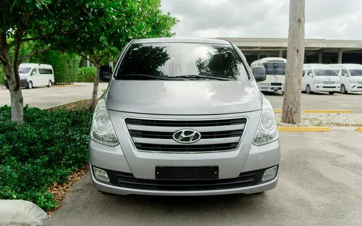 Silver van for Punta Cana private airport transfer service.
