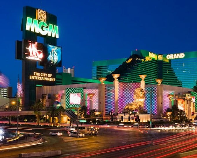 Las Vegas Strip Highlights: Self-Guided City Exploration Game (Product 52886)