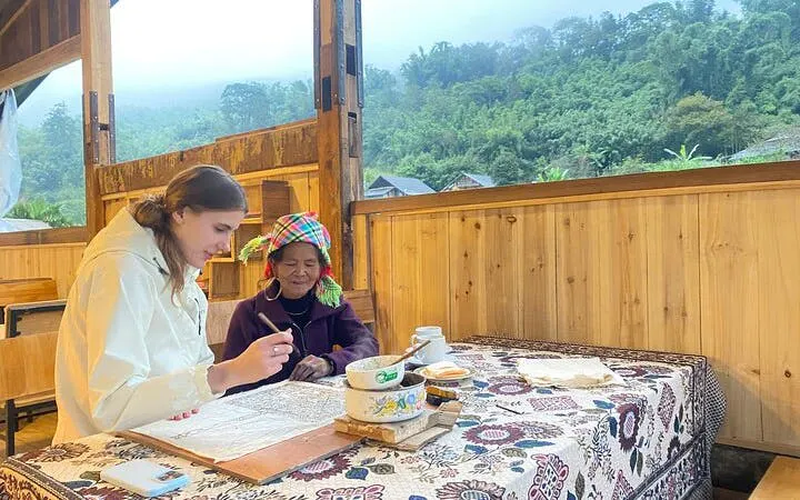 Batik painting workshop with Hmong artisans in Ta Van village.