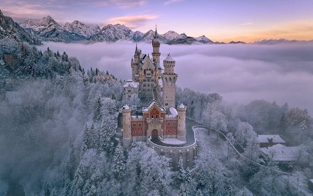 rondleiding door slot neuschwanstein met tickets met versnelde toegang en pendelbus-2
