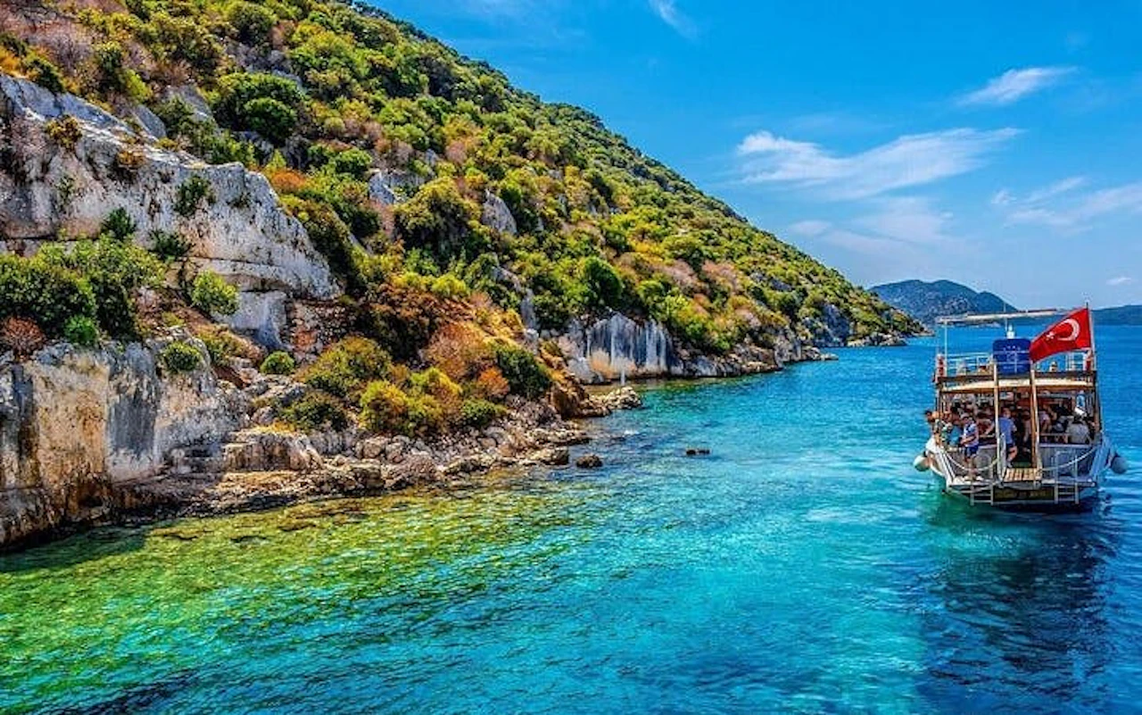 Excursion d'une journée à la cité engloutie de Kekova, à Demre et à Myra à partir d'Antalya — 7