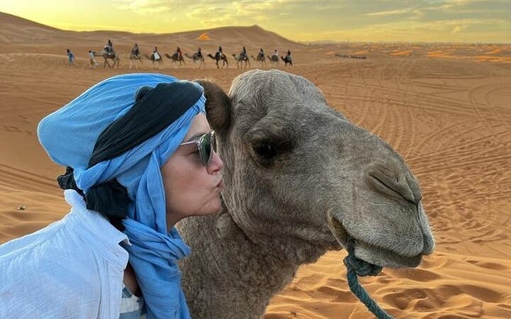 van fez naar marrakesh: 4-daagse tour in kleine groep naar merzouga met kameeltocht, sandboarden, dades en todra-4