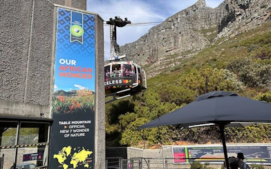 Cape Town: Table Mountain, Kirstenbosch & Groot Constantia Private Tour
