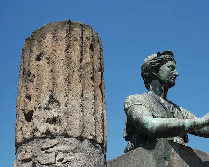 Exclusive Private Tour of Pompeii with a Local Guide