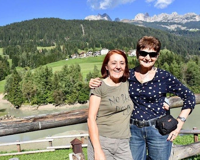 From Verona: Dolomites Guided Bus Tour with Panoramic Viewpoints and Village Stops