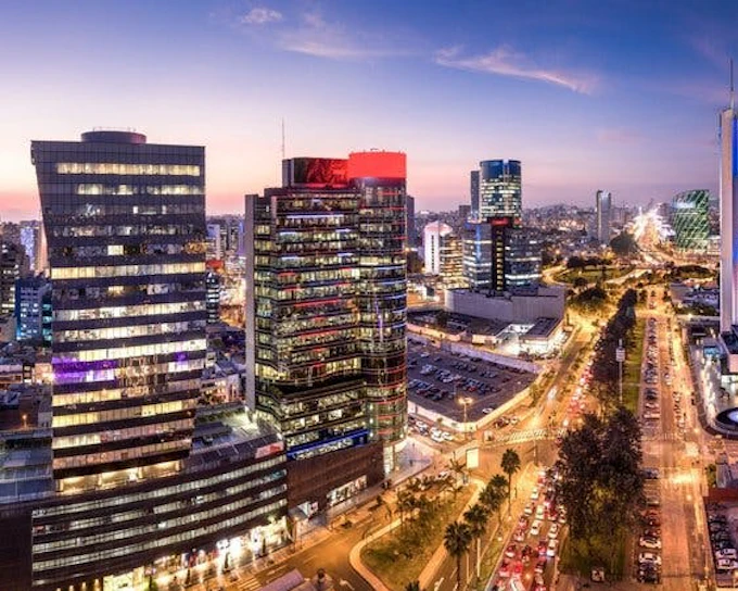 Lima Self-Guided Walking Tour on Mobile App (Product 53920)