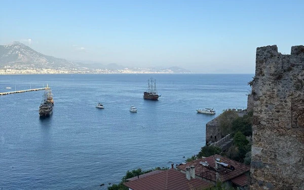 Alanya Pirate Boat Trip with Lunch & Free Soft Drinks