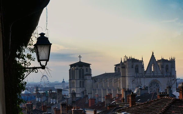 Haunted Lyon: Self-Guided City Exploration Game