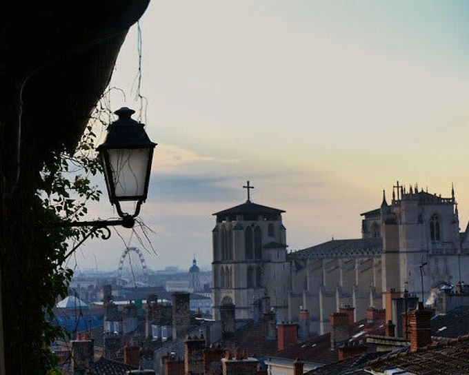 Haunted Lyon: Self-Guided City Exploration Game (Product 52852)