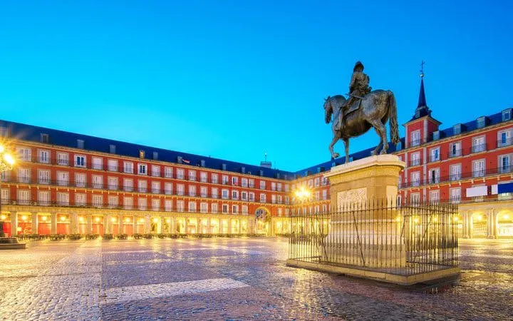 Madrid Self-Guided Walking Tour on Mobile App
