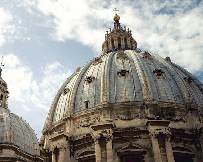 St. Peter’s Basilica Guided Tour with Papal Tombs and Underground Areas