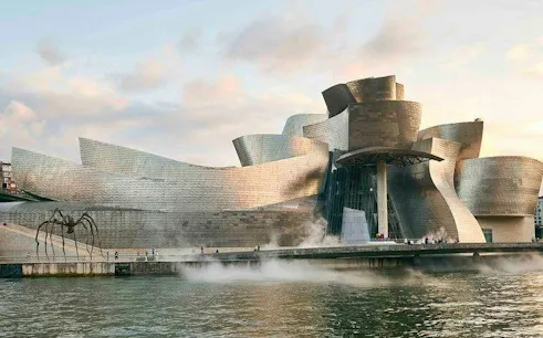Guggenheim Museum Bilbao exterior with waterfront view, Bilbao.