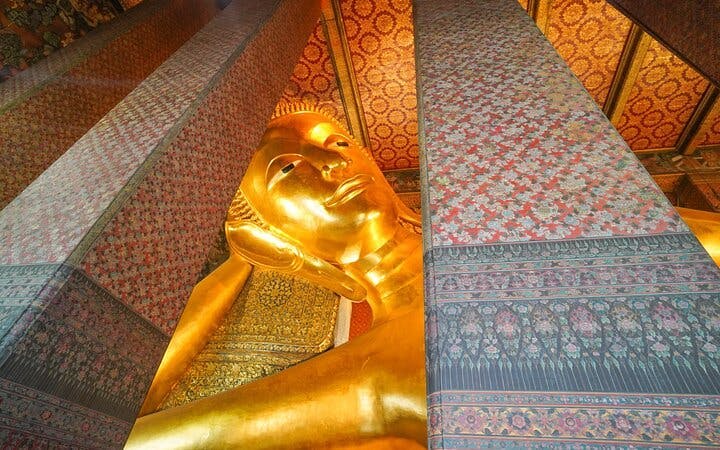 tour guidato a piedi a bangkok: wat pho, wat arun e il mercato dei fiori-2
