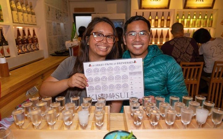tur pietonal la fabrica de sake din kyoto și degustare-3