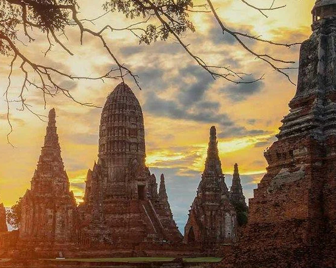From Bangkok: Ayutthaya UNESCO Temples Tour with Lunch