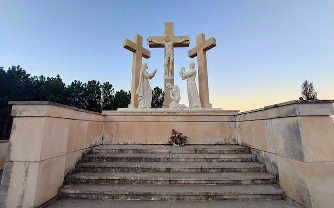 fatima private tour: shrine, sacred way & shepherds’ hometow-1