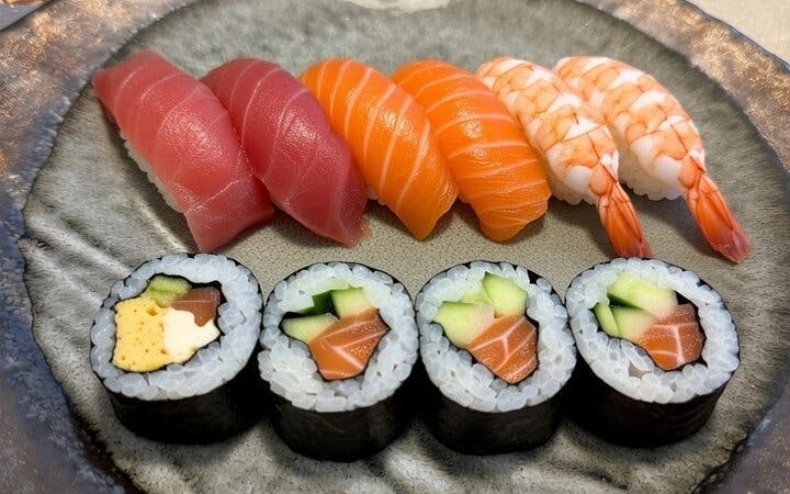 asakusa tokyo sushi making class : sake ceremony & whisk matcha-3