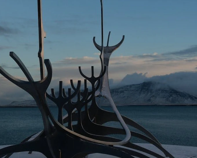 Reykjavik Guided Walking Tour of Landmarks and Hidden Gems with Icelandic Sweets Tasting (Product 53186)