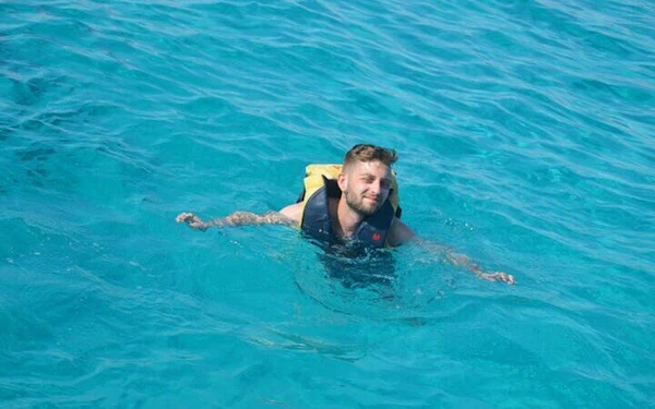 1 Hour Private Speedboat Ride Along the Shoreline -Sharm ElSheikh