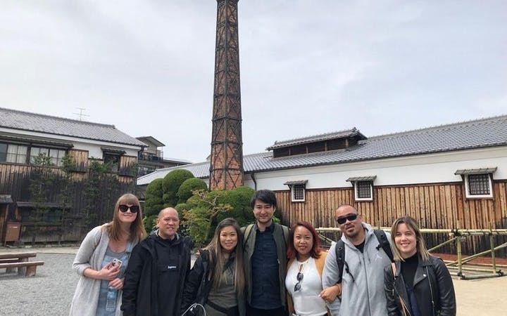 tur pietonal la fabrica de sake din kyoto și degustare-1