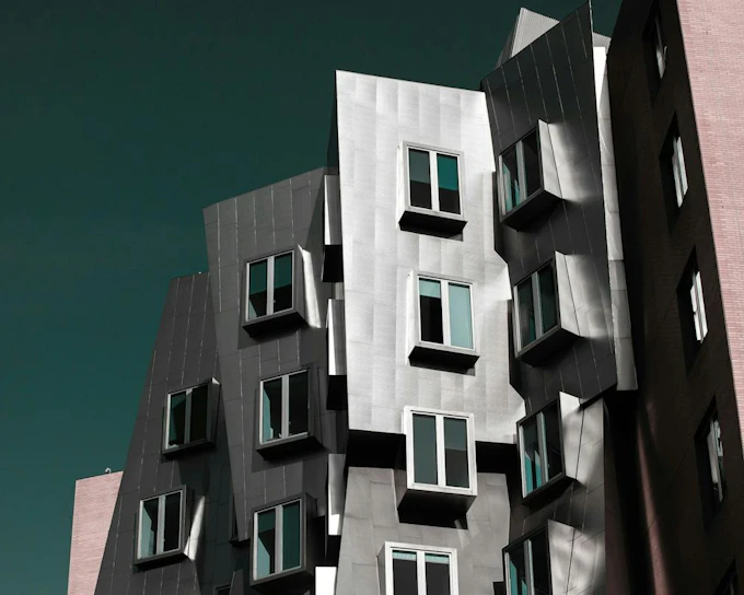 MIT Self-Guided Audio Walk: The Great Dome, Stata Center and the Smoots on Harvard Bridge