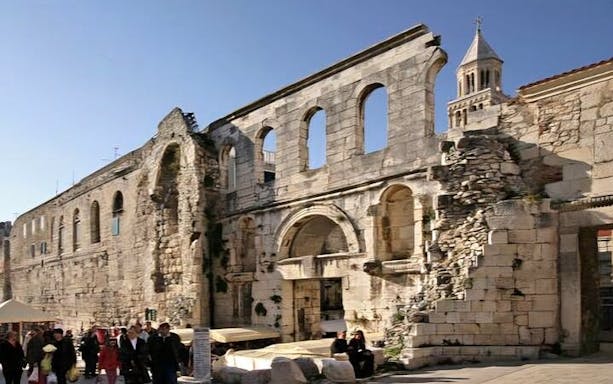 privat guidet dagsudflugt til trogir med afgang fra krydstogthavnen i split-5