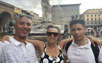 Piazza della Signoria with Neptune Fountain in Florence during self-guided city exploration game.