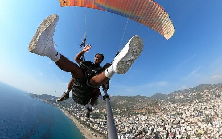 alanya'da lisanslı pilot eşliğinde tandem yamaç paraşütü ve otel transferleri-7