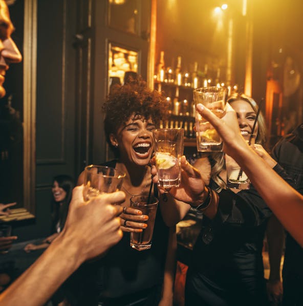 Discover the top bars in Amsterdam for a Taste of Dutch Nightlife