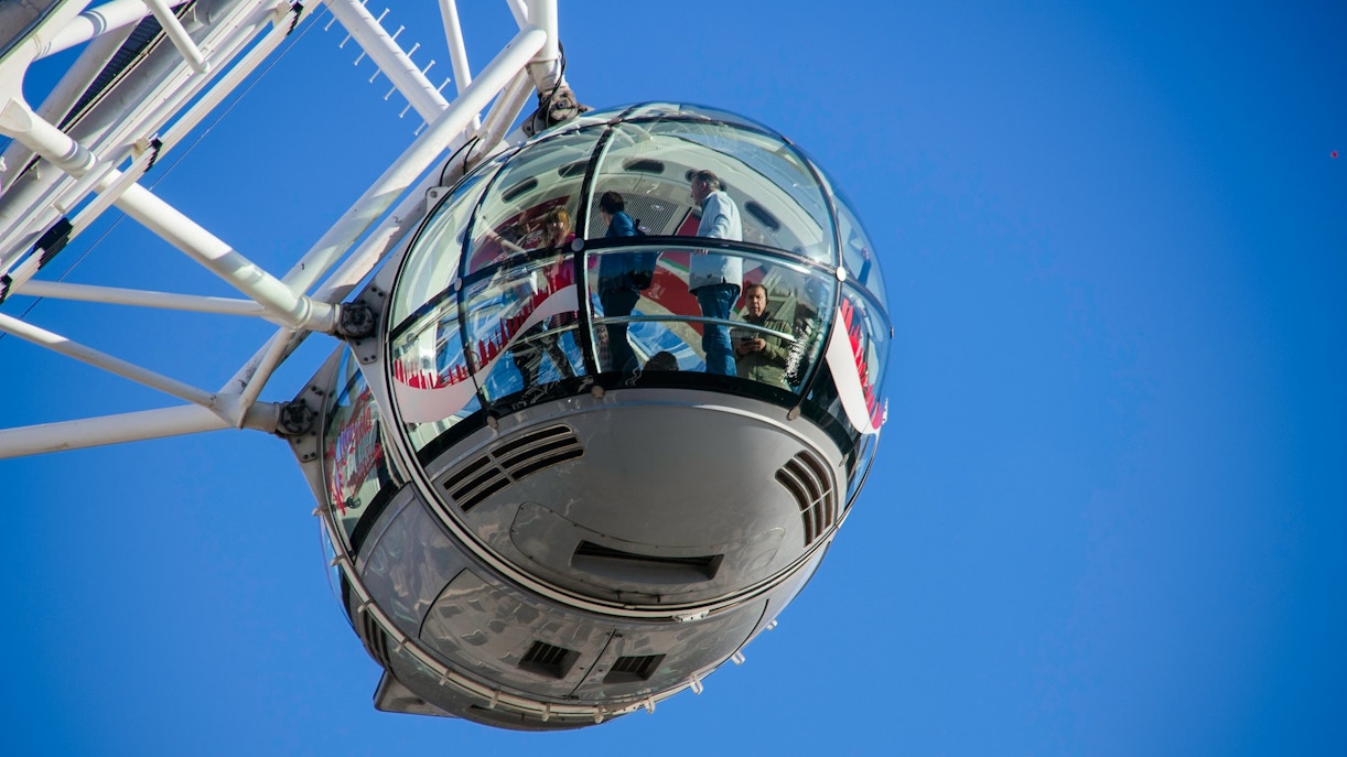london eye bij zonsonderdag