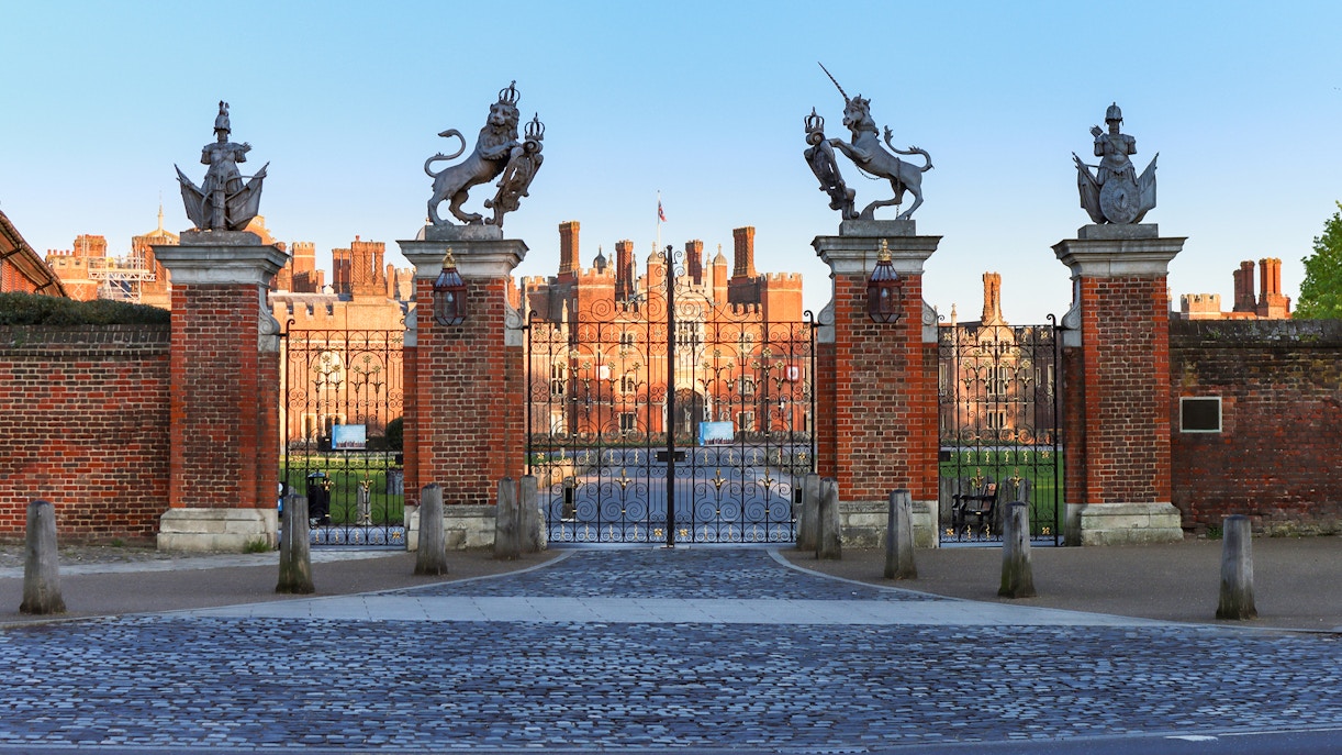 View of the stunning architecture of Hampton Court Palace, a historic landmark in London, offering a unique guided tour experience