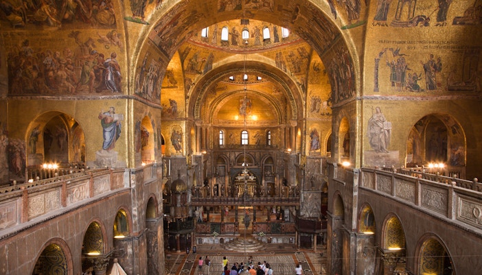 st marks basilica visitor tips
