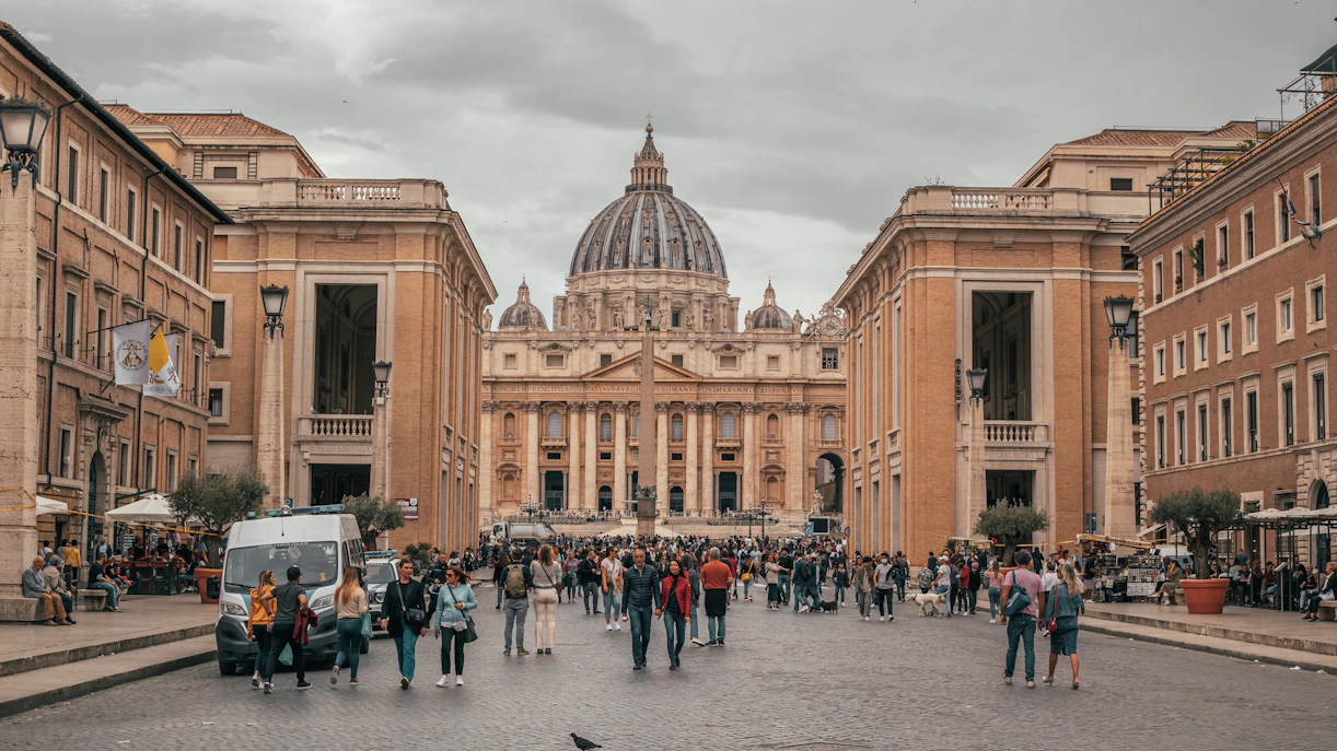 Vatican Necropolis tours rules and tips