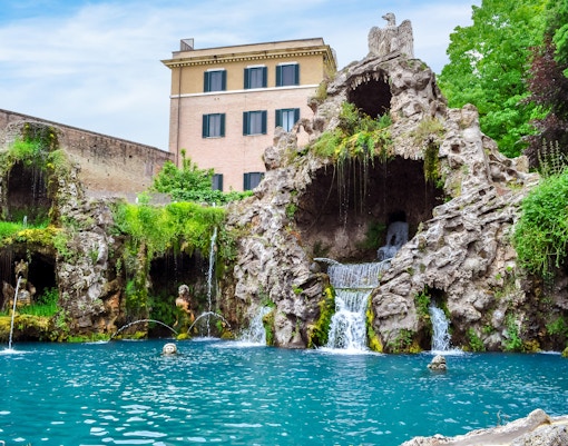 Fountain of the Eagle