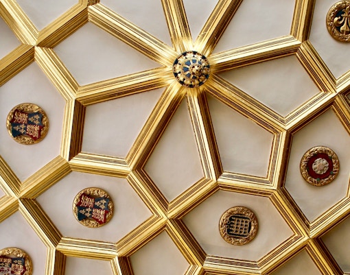 Hampton court palace