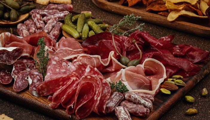 Disneyland Paris Restaurants - Hunter’s Grill and Beaver’s Creek Tavern