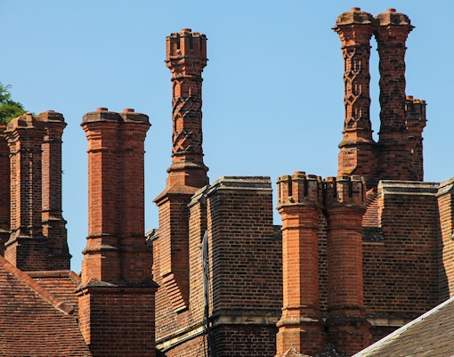 Hampton court palace