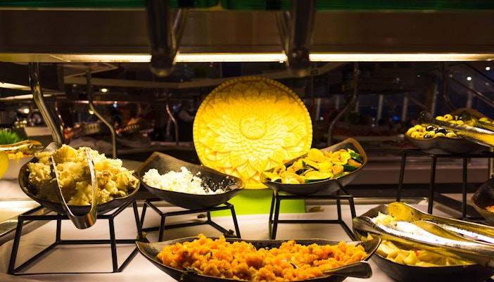 tour in yacht a dubai