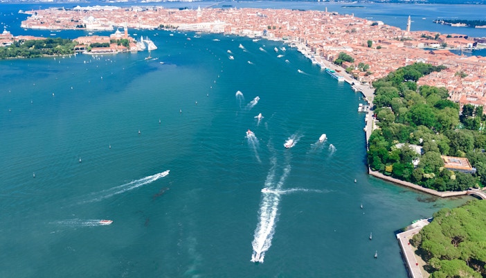 New Year in Venice - Go On A Day Trip