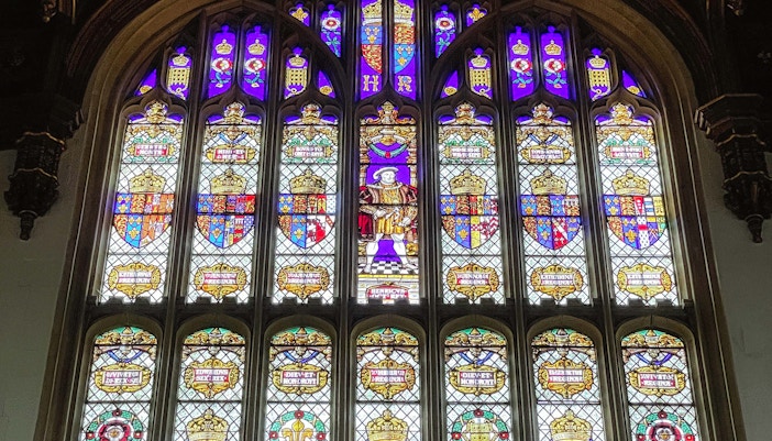 hampton court palace