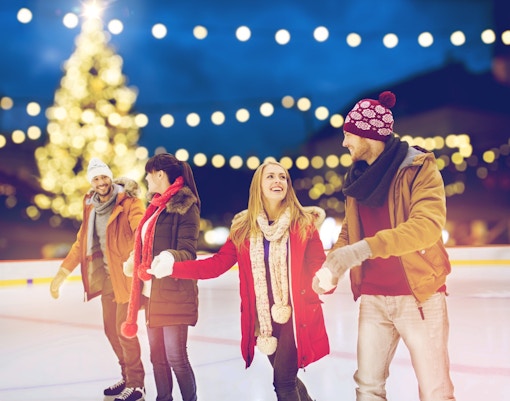 Christmas in Istanbul - Skating at ice rink