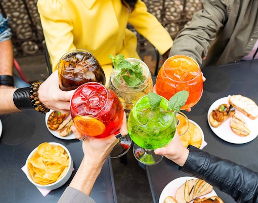 Disneyland Paris Restaurants - Captain’s Quarters