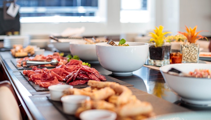 cruceros por el sena con almuerzo