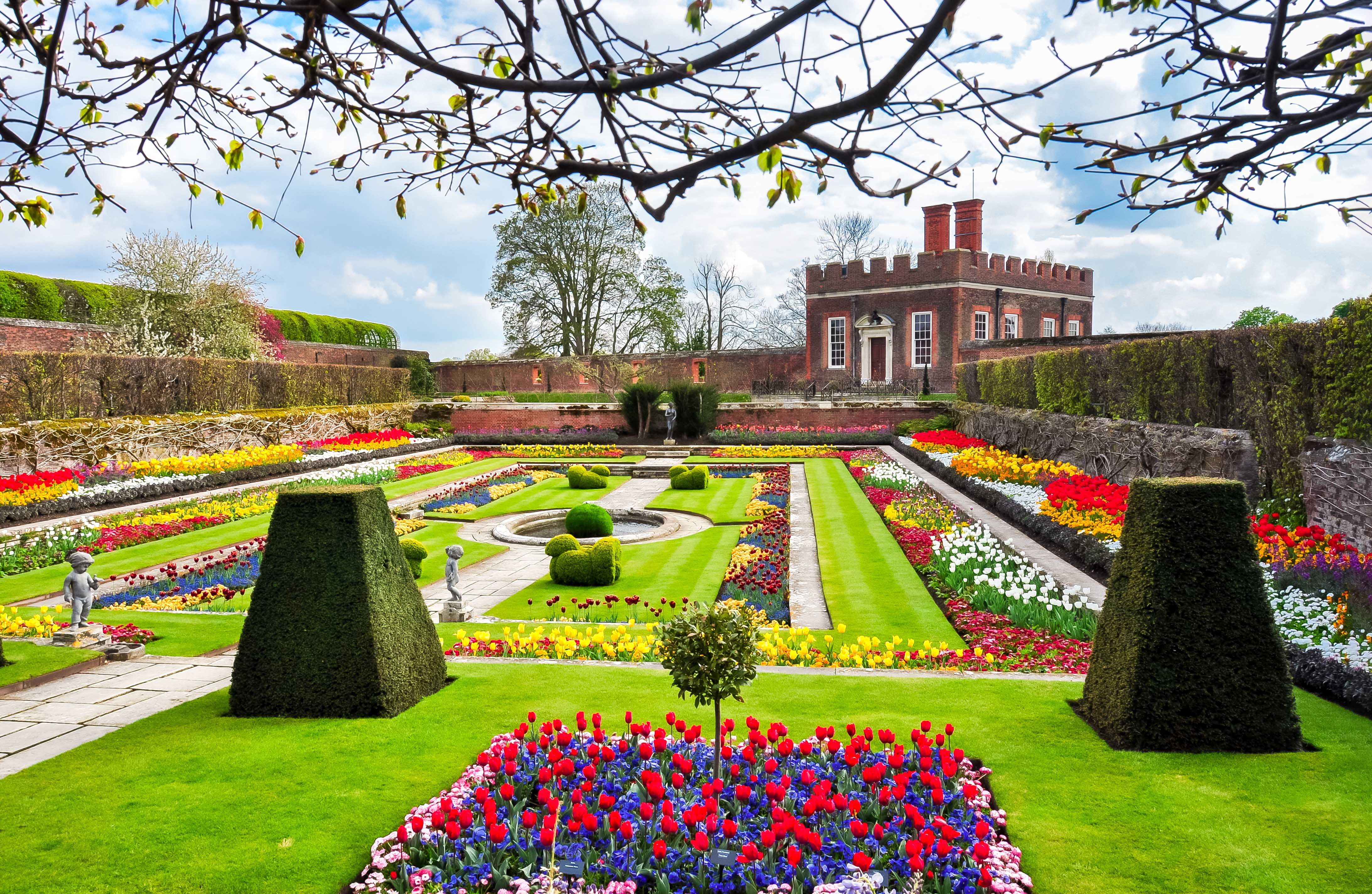 Hampton court palace tickets